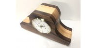 Horloge classique carillon en noyer et érable #CP020-002